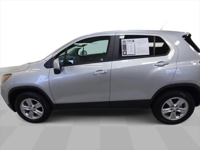 used 2022 Chevrolet Trax car, priced at $19,281