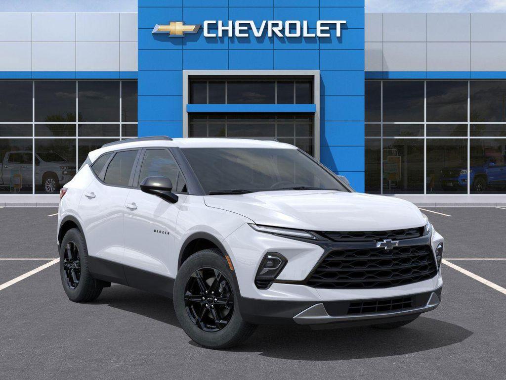 new 2025 Chevrolet Blazer car, priced at $37,506