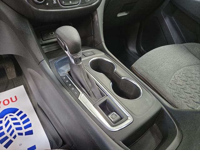 used 2022 Chevrolet Equinox car, priced at $18,900
