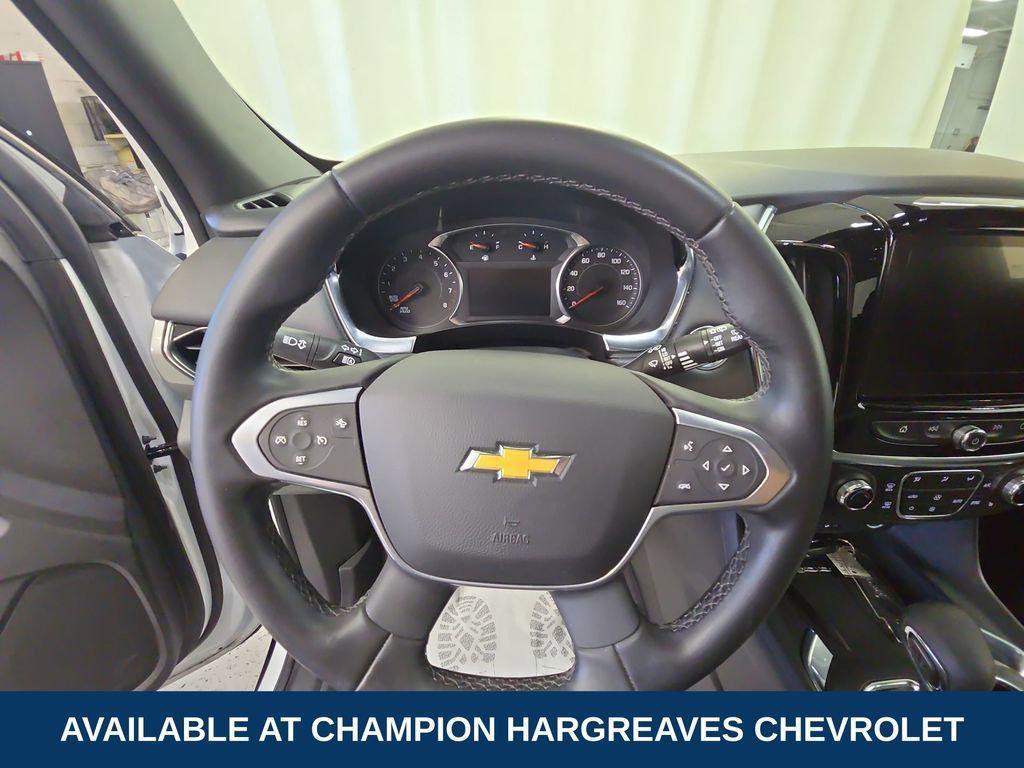 used 2023 Chevrolet Traverse car, priced at $29,999