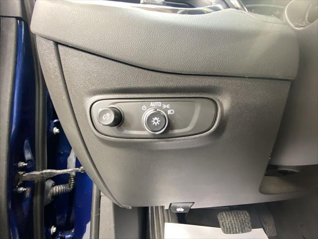 used 2022 Chevrolet Equinox car, priced at $21,009