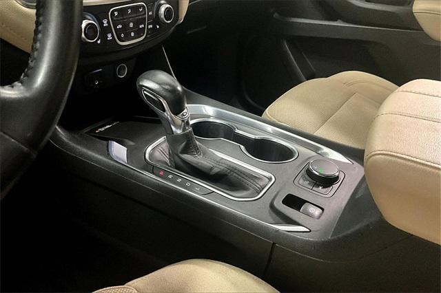 used 2022 Chevrolet Traverse car, priced at $22,432