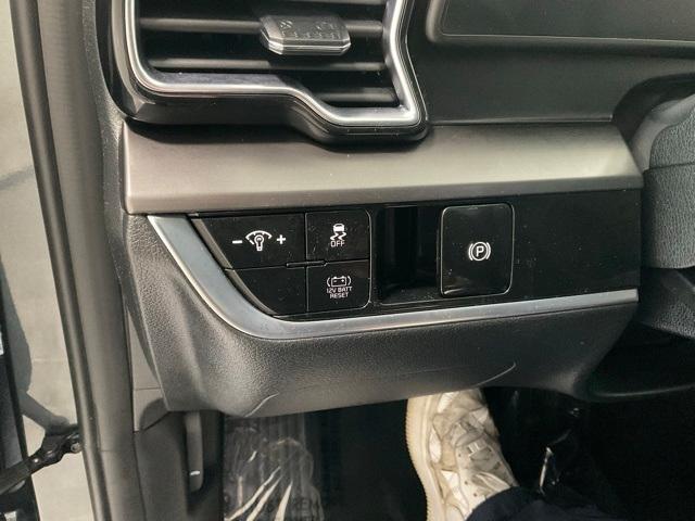 used 2023 Kia Sportage Hybrid car
