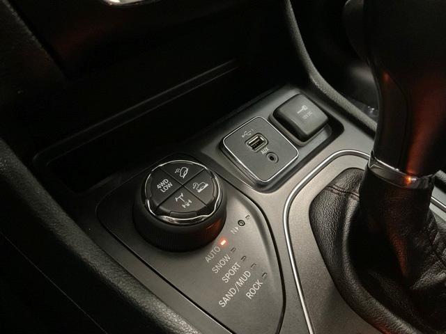used 2019 Jeep Cherokee car, priced at $16,625