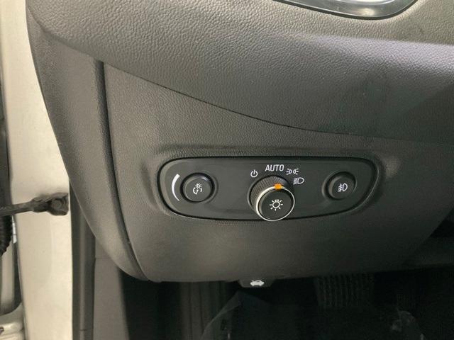 used 2021 Chevrolet Equinox car, priced at $19,149