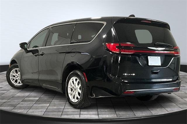 used 2023 Chrysler Pacifica car, priced at $25,250