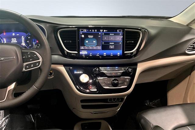 used 2023 Chrysler Pacifica car, priced at $25,250