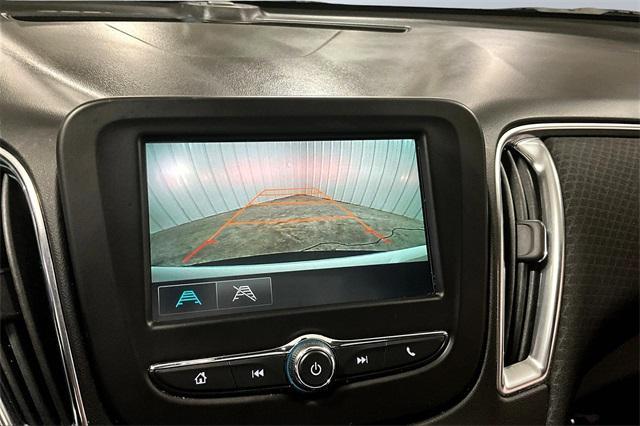 used 2018 Chevrolet Malibu car, priced at $10,088