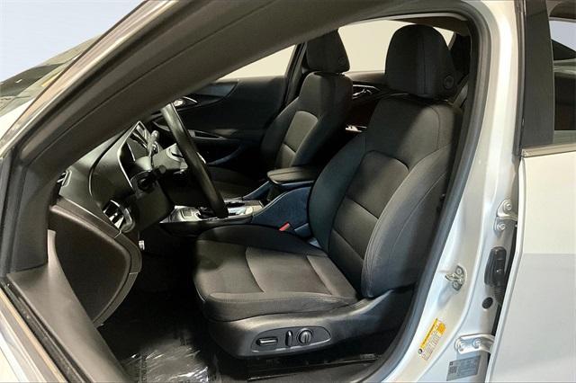 used 2018 Chevrolet Malibu car, priced at $10,088