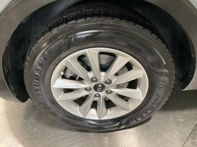 used 2020 Kia Sorento car, priced at $12,822