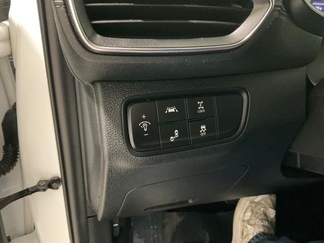 used 2019 Hyundai Santa Fe car, priced at $15,034