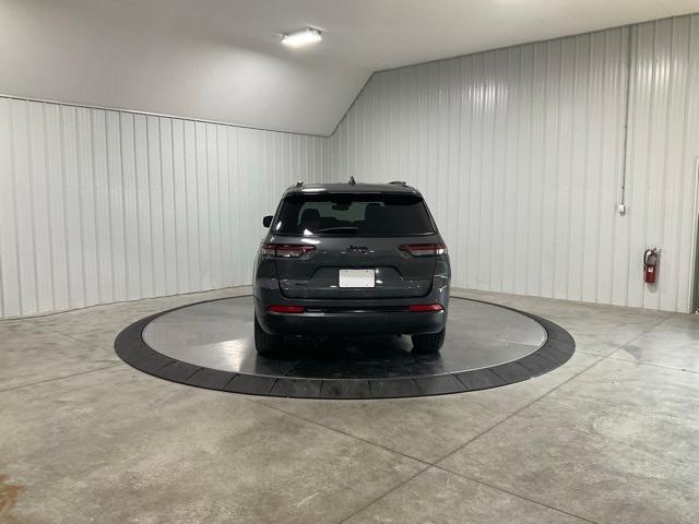 used 2021 Jeep Grand Cherokee L car