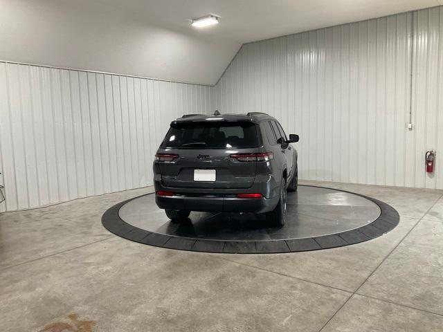 used 2021 Jeep Grand Cherokee L car