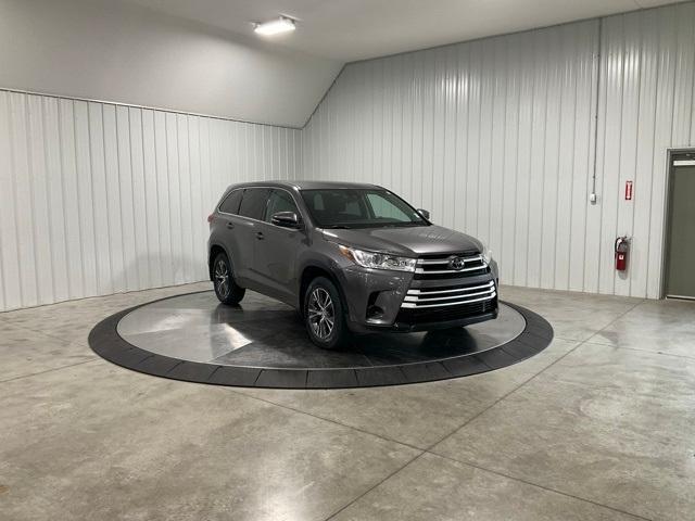used 2018 Toyota Highlander car, priced at $15,965