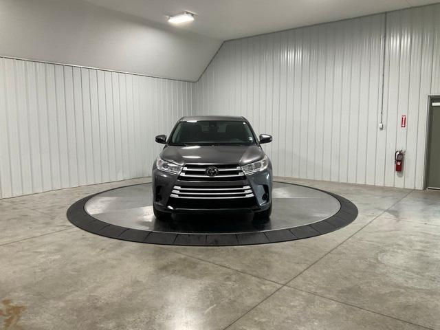 used 2018 Toyota Highlander car, priced at $15,965