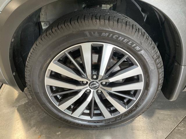 used 2022 Nissan Pathfinder car, priced at $27,368
