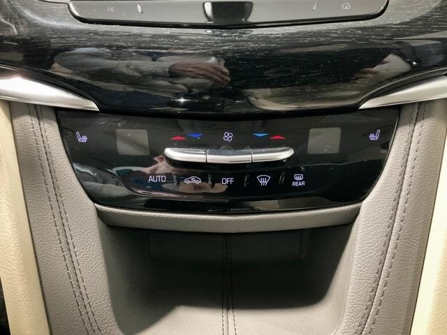 used 2022 Cadillac XT6 car, priced at $27,319