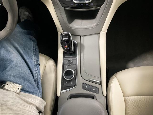 used 2022 Cadillac XT6 car, priced at $27,319