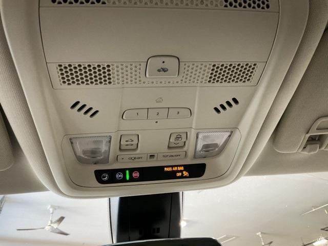 used 2022 Cadillac XT6 car, priced at $27,319