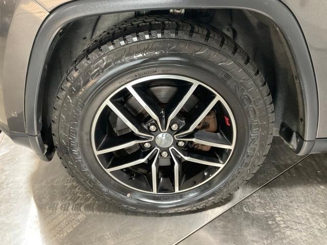used 2018 Jeep Grand Cherokee car, priced at $22,028