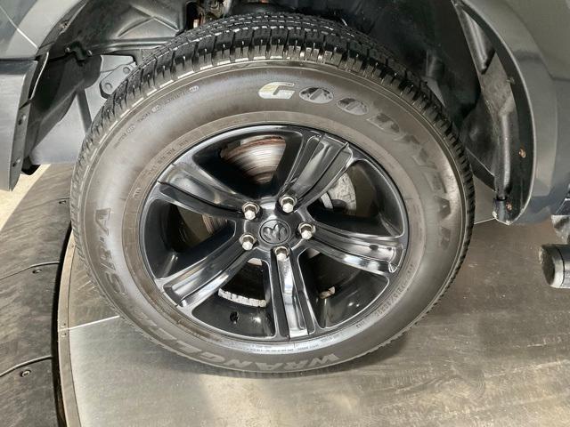 used 2021 Ram 1500 Classic car, priced at $30,504