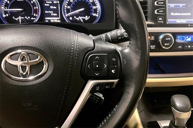 used 2017 Toyota Highlander car, priced at $25,122