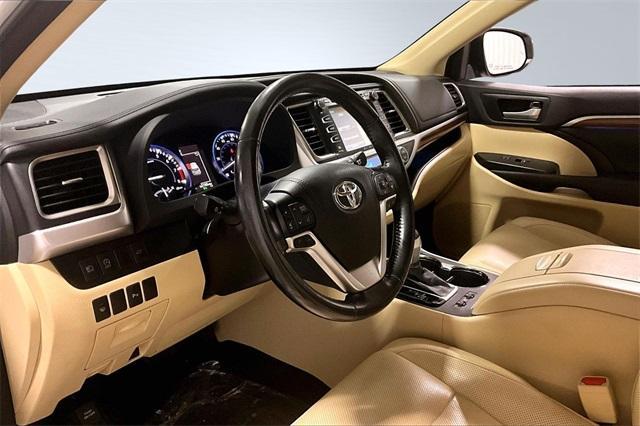 used 2017 Toyota Highlander car, priced at $25,122