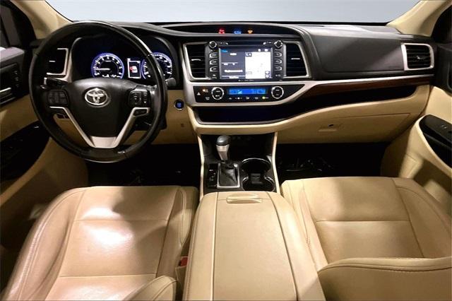 used 2017 Toyota Highlander car, priced at $25,122
