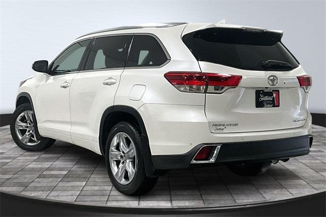 used 2017 Toyota Highlander car, priced at $25,122