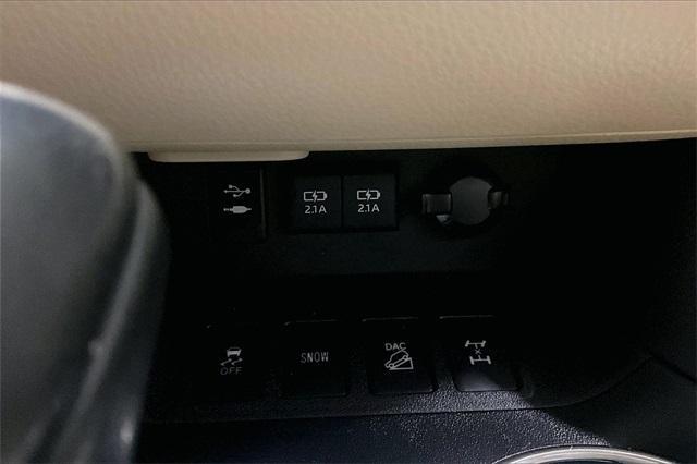 used 2017 Toyota Highlander car, priced at $25,122