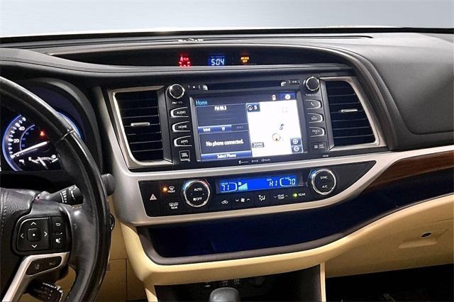 used 2017 Toyota Highlander car, priced at $25,122