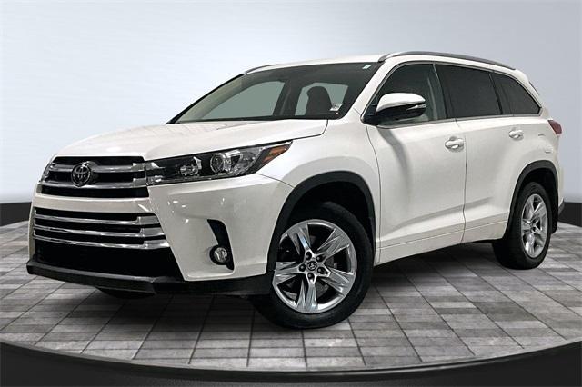 used 2017 Toyota Highlander car, priced at $25,122