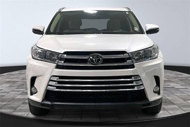 used 2017 Toyota Highlander car, priced at $25,122