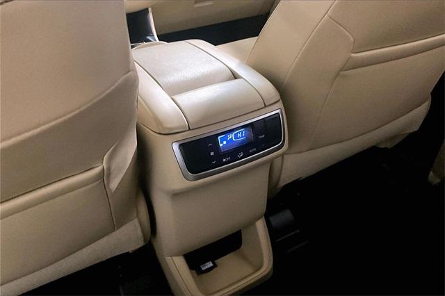 used 2017 Toyota Highlander car, priced at $25,122