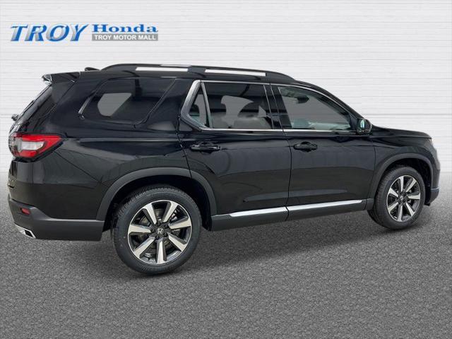 new 2025 Honda Pilot car, priced at $54,260