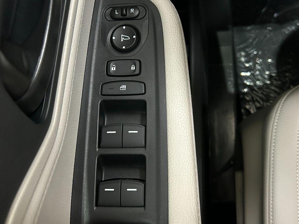 new 2026 Honda Odyssey car, priced at $43,885