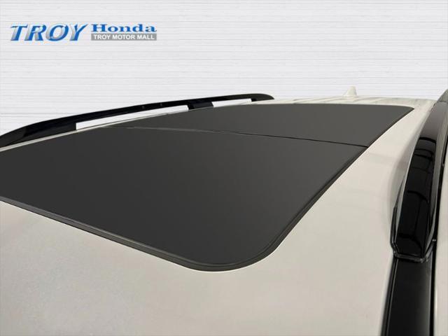 new 2025 Honda Pilot car, priced at $51,305