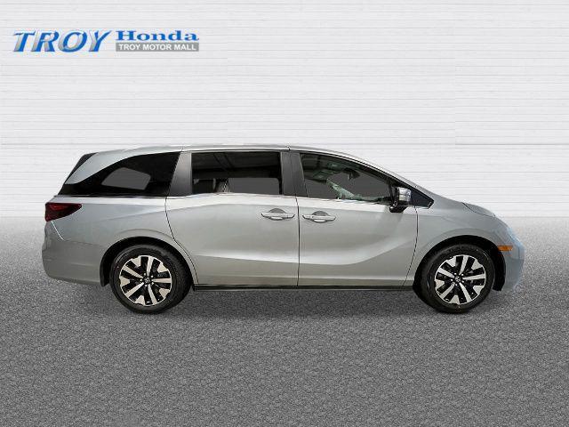 new 2025 Honda Odyssey car, priced at $43,670