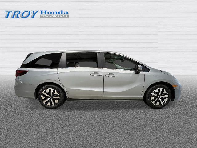 new 2025 Honda Odyssey car, priced at $43,670
