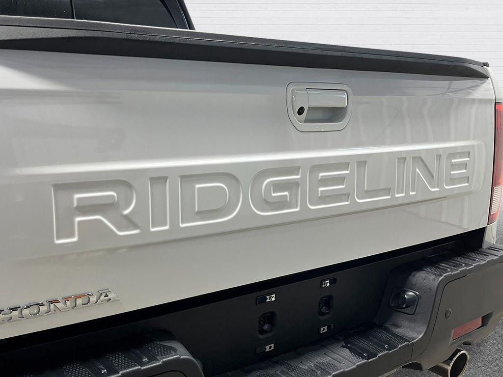 new 2025 Honda Ridgeline car, priced at $47,655