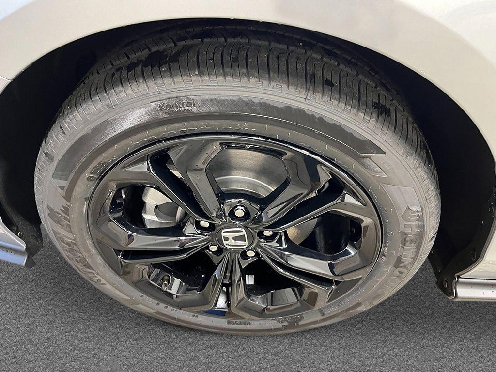 new 2025 Honda Accord car, priced at $31,255