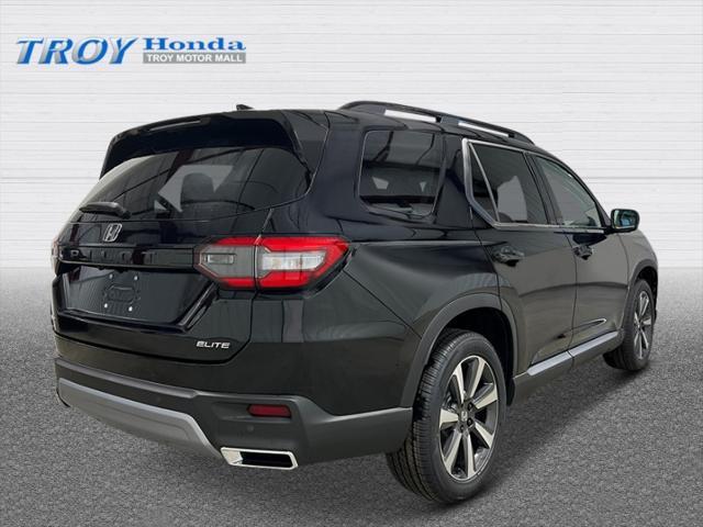 new 2025 Honda Pilot car, priced at $54,455