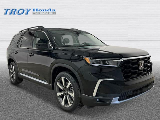 new 2025 Honda Pilot car, priced at $54,455
