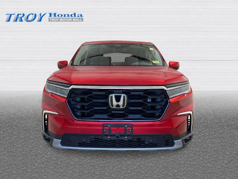 new 2025 Honda Pilot car, priced at $48,280