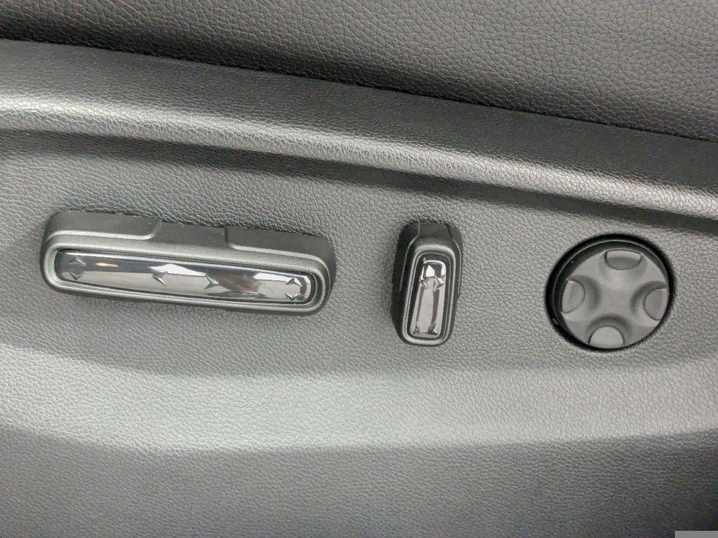 new 2026 Honda Odyssey car, priced at $52,190