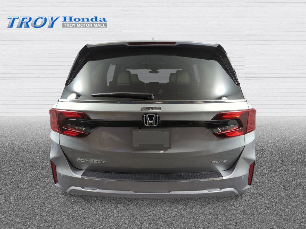 new 2026 Honda Odyssey car, priced at $52,190