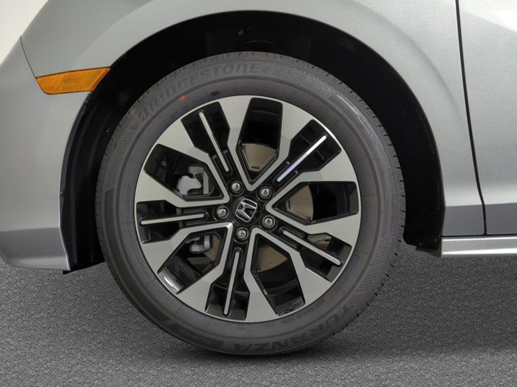 new 2026 Honda Odyssey car, priced at $52,190