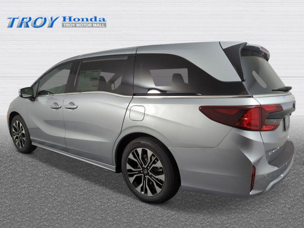new 2026 Honda Odyssey car, priced at $52,190