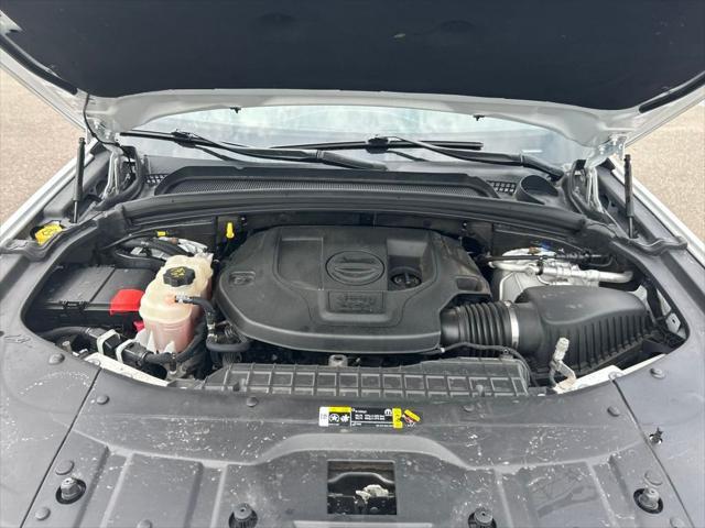 used 2022 Jeep Grand Cherokee car, priced at $35,490