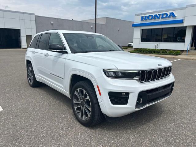 used 2022 Jeep Grand Cherokee car, priced at $35,490